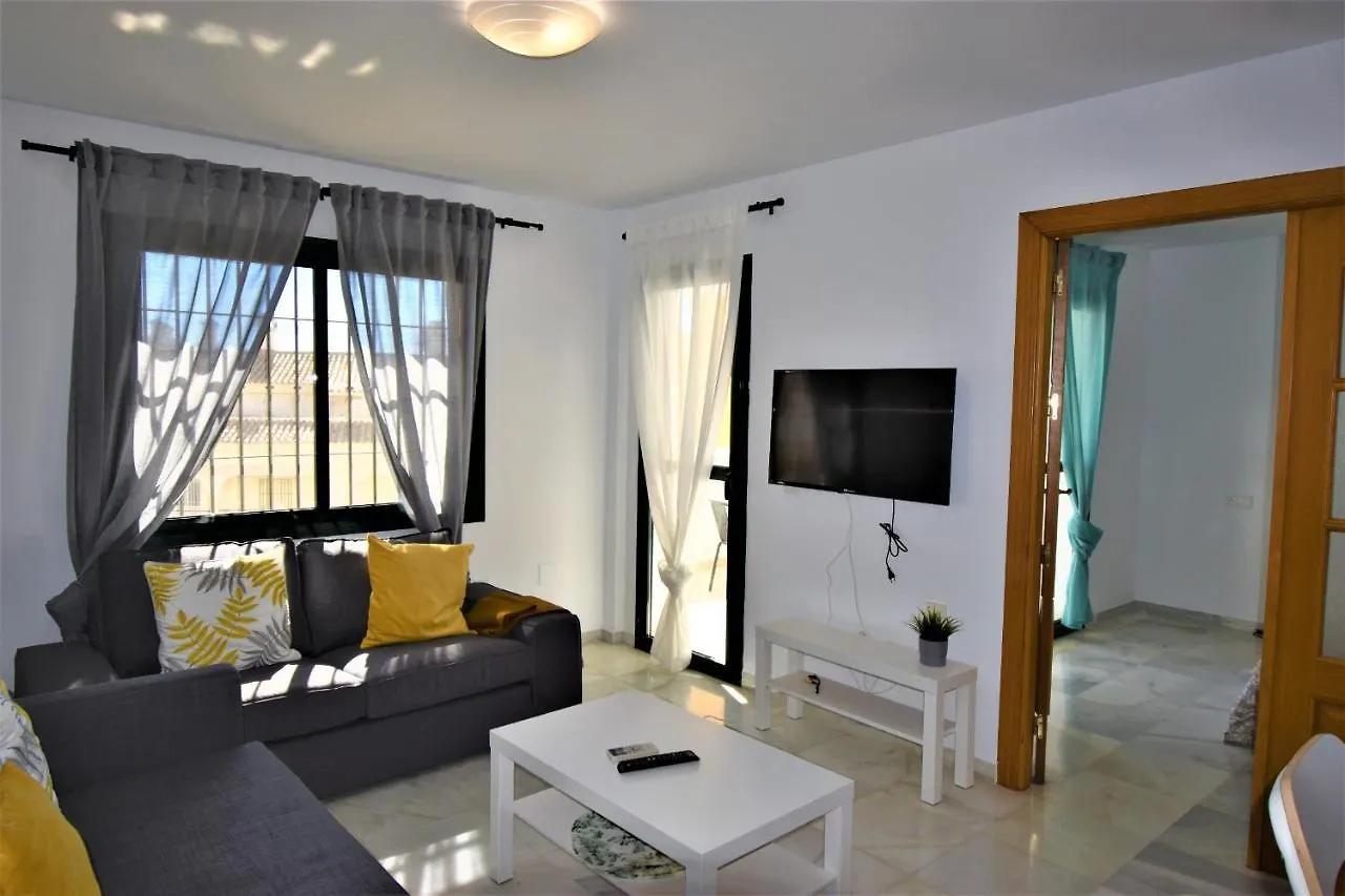 Pueblo Torrequebrada, Benalmadena 2 Bed Apt Appartement